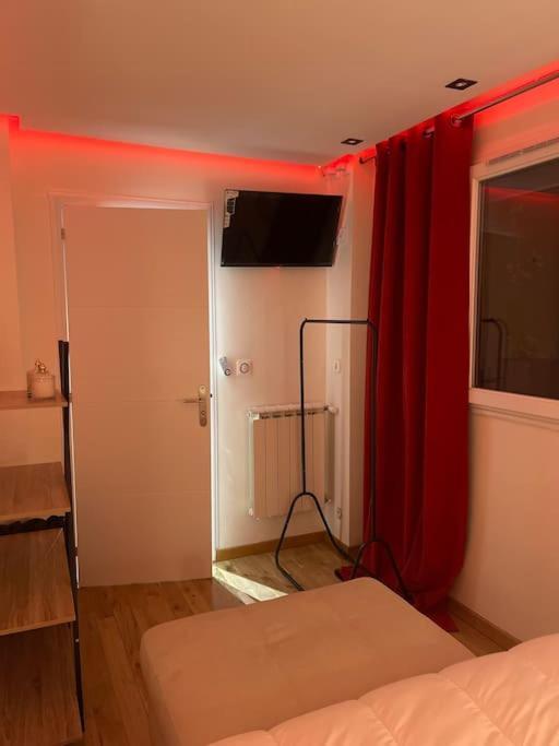 Appartement Convivial Pour Sejourner 르끄레므랄비세트르 외부 사진