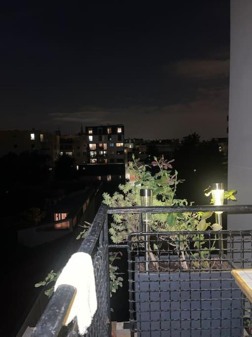 Appartement Convivial Pour Sejourner 르끄레므랄비세트르 외부 사진